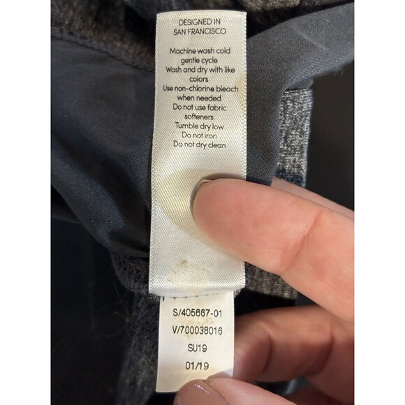 Athleta Excursion Hybrid Skort Mini Skirt Grey Size Small Pockets Elastic Waist - Picture 5 of 13